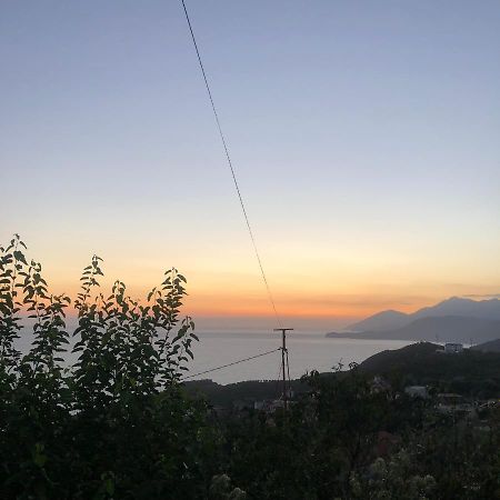 Simona'S House Apartment ลูโคเวอ ภายนอก รูปภาพ