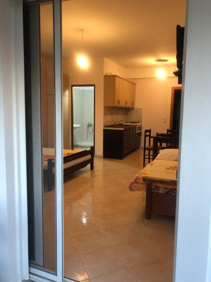 Simona'S House Apartment ลูโคเวอ ภายนอก รูปภาพ