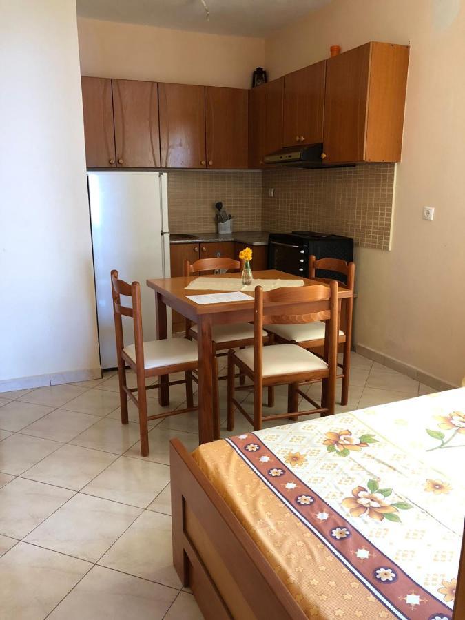 Simona'S House Apartment ลูโคเวอ ภายนอก รูปภาพ